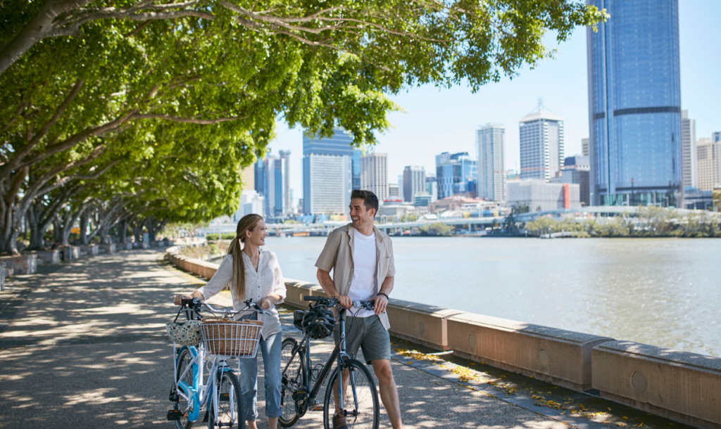 1250x745_Brisbane_Biking on River
