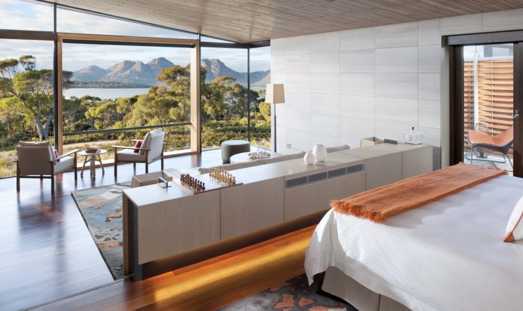 Saffire-Freycinet_Tasmania_Luxury-Suite 1250x745
